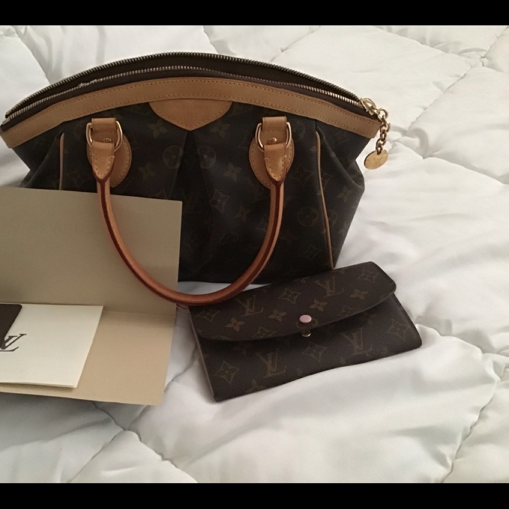 Authentic Louis Vuitton Tivoli PM Bag and Wallet in prestine condition
